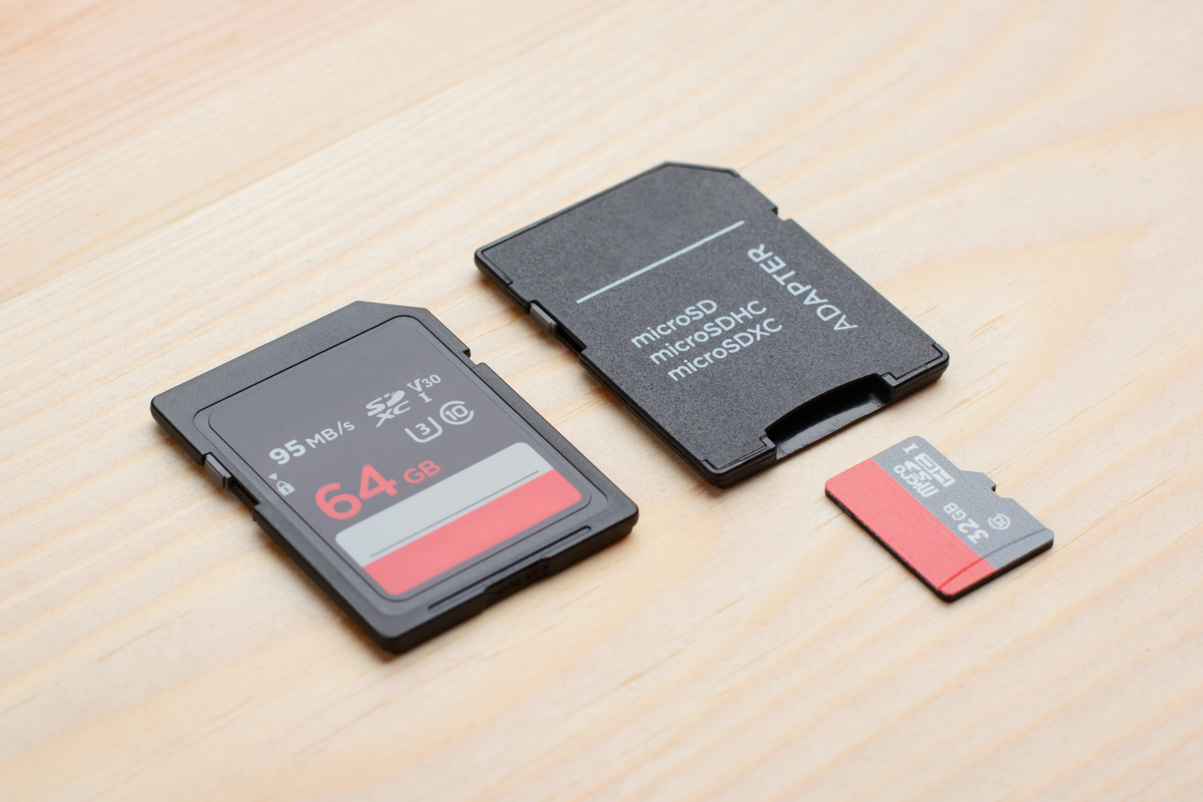 SD card and microSD card with adapter