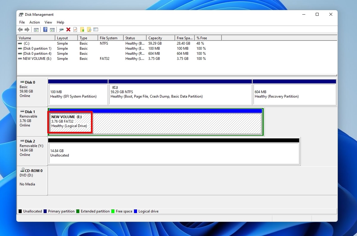 Disk Management Formatted SD Card Healthy And Accessible